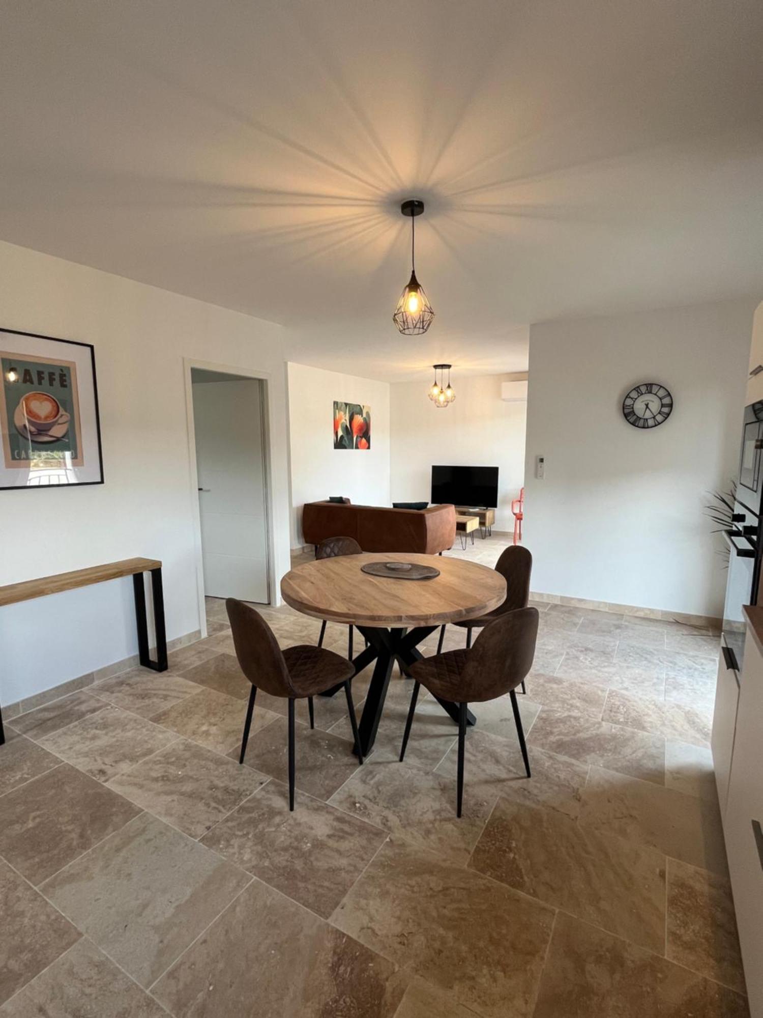 Apartment Le Clos De L'oliveraie - De Charme Avec Piscine Proche D'uzes