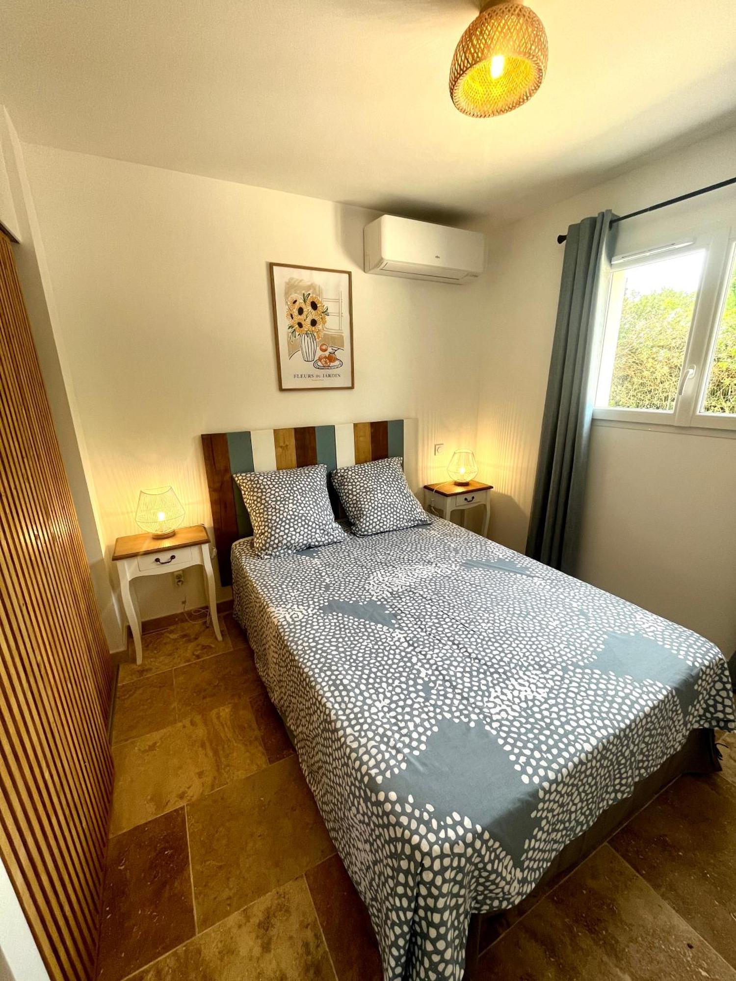 Le Clos De L'oliveraie - De Charme Avec Piscine Proche D'uzes Sanilhac-et-Sagries